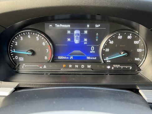 Used 2021 Ford Explorer XLT w/ Equipment Group 202A image 33