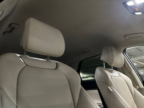 Used 2023 Genesis GV70 2.5T image 18