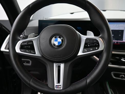 Used 2025 BMW X7 M60i AWD/4WD image 12