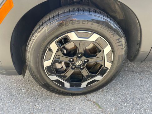 Used 2025 Hyundai Santa Fe SEL image 32