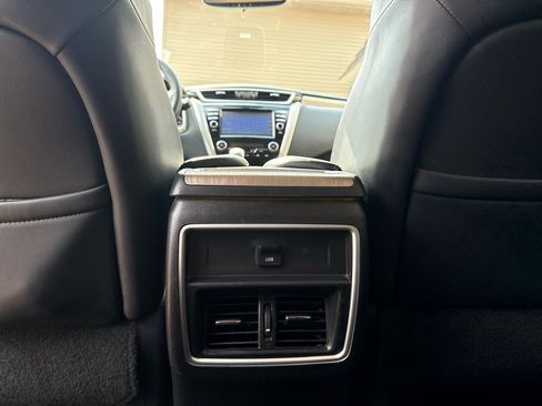 Used 2015 Nissan Murano SL w/ Cargo Package image 16