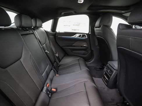 Used 2026 BMW i4 xDrive40i w/ Premium Package image 27