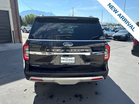 Used 2024 Ford Expedition Limited AWD/4WD image 6