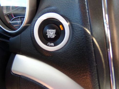 Used 2017 Dodge Journey SE w/ Flexible Seating Group image 57