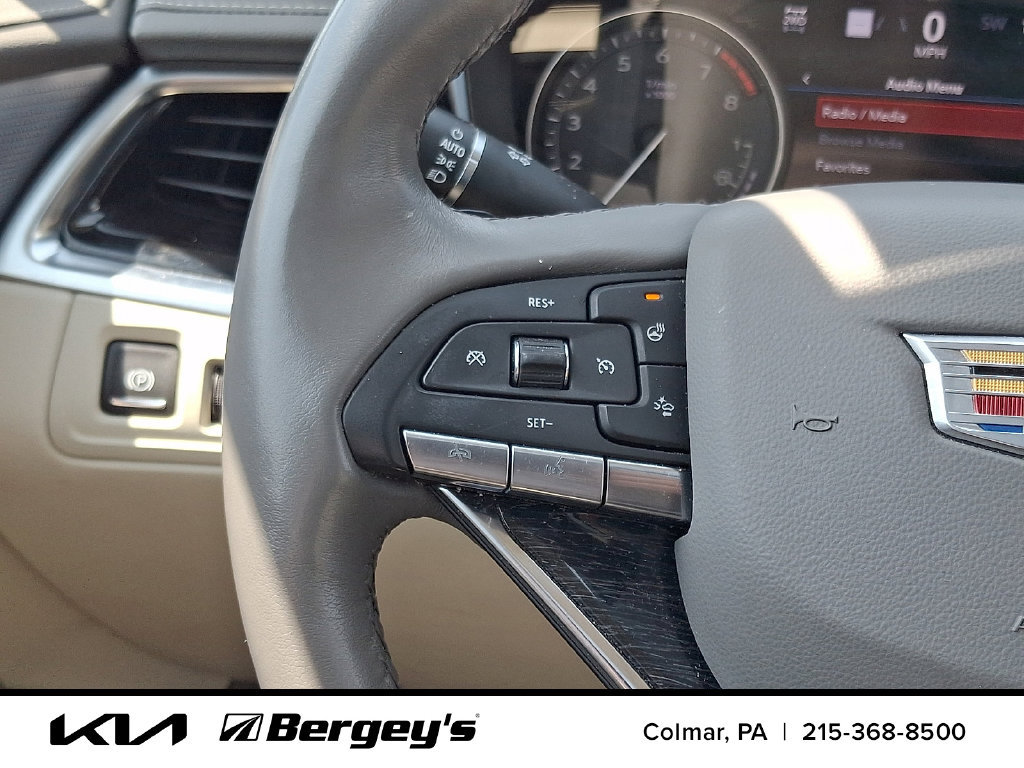 Used 2024 Cadillac XT6 Premium Luxury w/ Technology Package AWD/4WD image 25