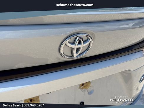 Used 2020 Toyota Corolla SE FWD image 15