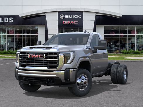 New 2026 GMC Sierra 3500 SLE w/ SLE Convenience Package image 15