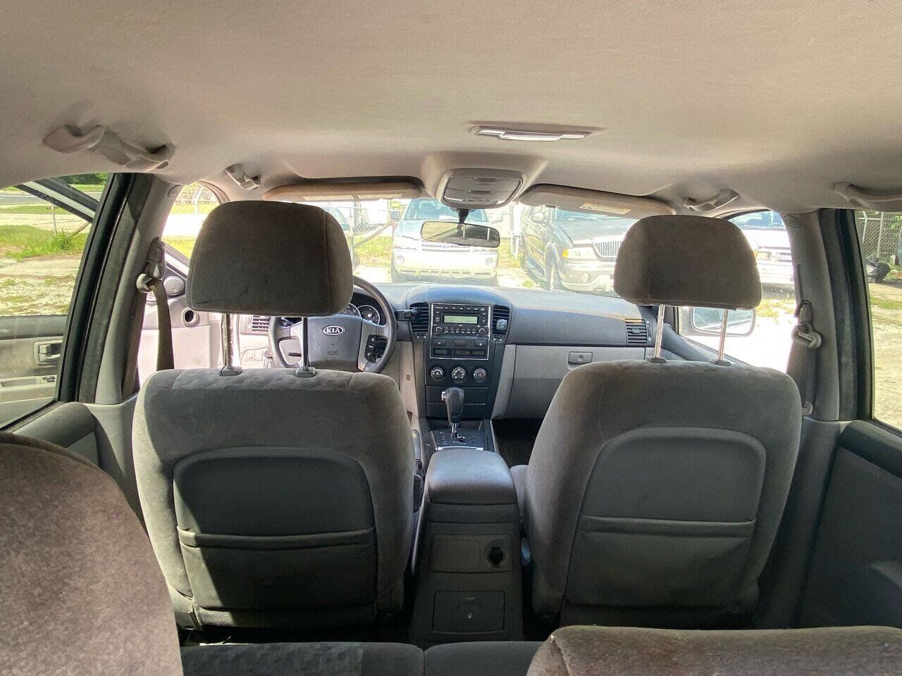 Used 2008 Kia Sorento 2WD image 10