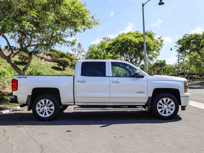 Used 2014 Chevrolet Silverado 1500 High Country w/ High Country Premium Package AWD/4WD image 6