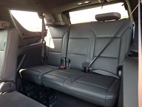 Used 2025 Chevrolet Tahoe LT AWD/4WD image 11