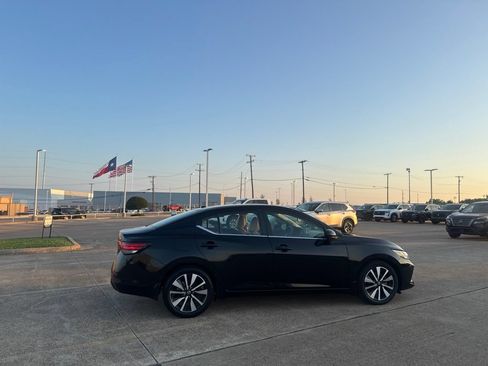 Certified 2023 Nissan Sentra SV w/ SV Premium Package FWD image 25
