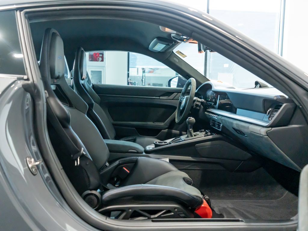 Certified 2026 Porsche 911 GT3 RWD image 24