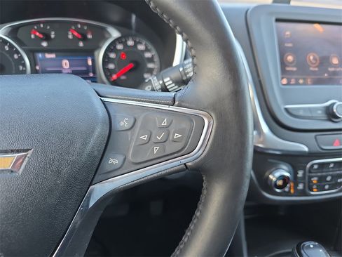 Used 2020 Chevrolet Equinox LT image 24