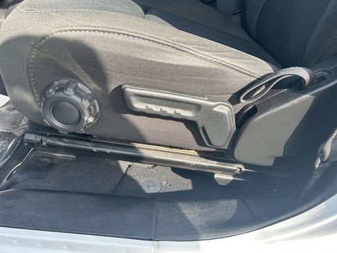 Certified 2020 Jeep Gladiator Sport w/ Quick Order Package 24S image 12