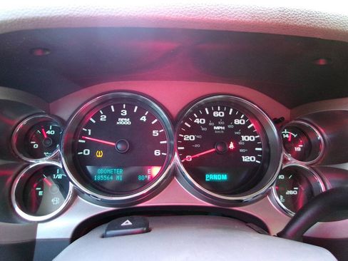 Used 2012 GMC Sierra 1500 SLE w/ Power Tech Package image 9