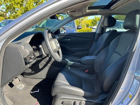 Used 2023 Honda Accord EX-L image 6