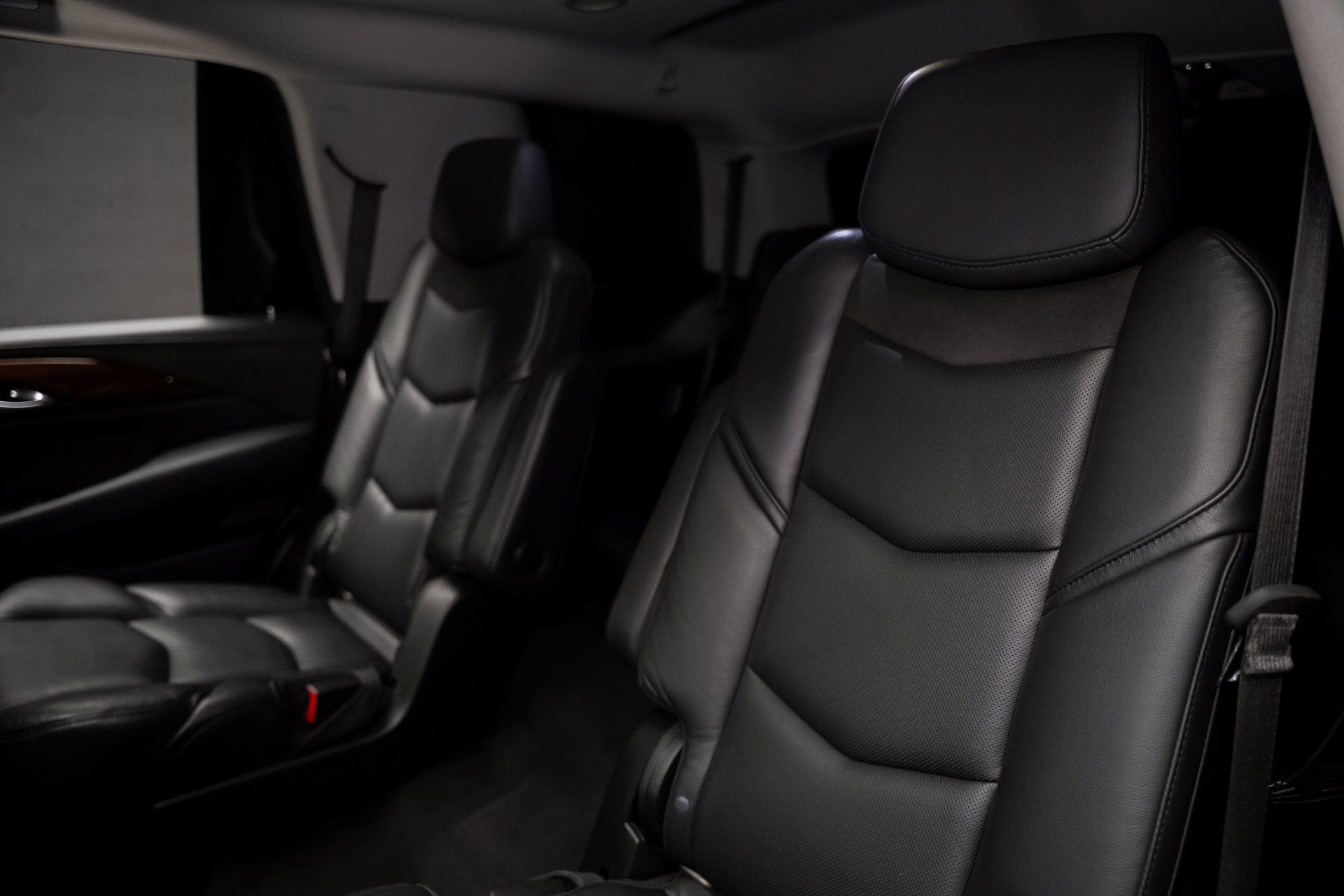 Used 2020 Cadillac Escalade Luxury RWD image 60
