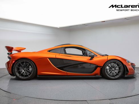 Used 2015 McLaren P1 RWD image 30