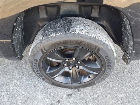 Certified 2022 RAM 1500 Big Horn image 9