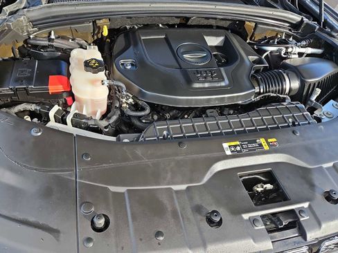 Used 2022 Jeep Grand Cherokee L Overland w/ Luxury Tech Group IV image 15