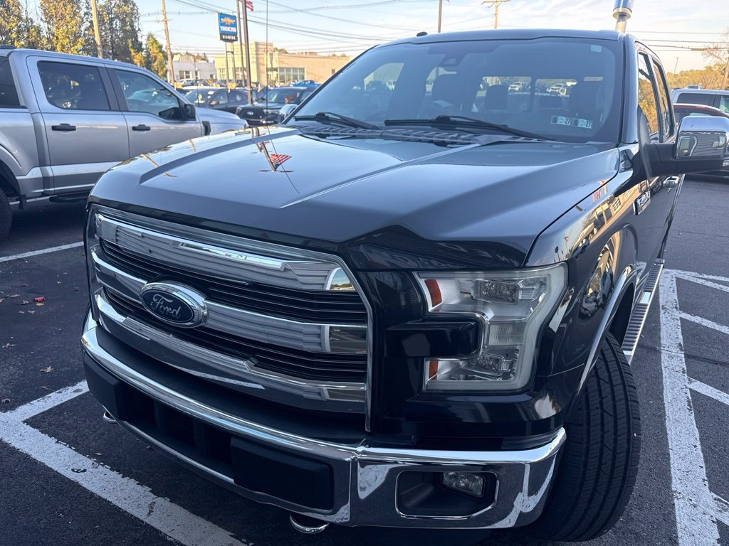 Used 2016 Ford F150 Lariat w/ Equipment Group 502A Luxury AWD/4WD image 2