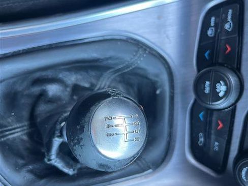 Used 2018 Dodge Challenger R/T Scat Pack image 29