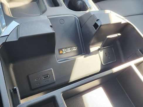 New 2026 GMC Sierra 1500 SLT w/ SLT Premium Plus Package image 33