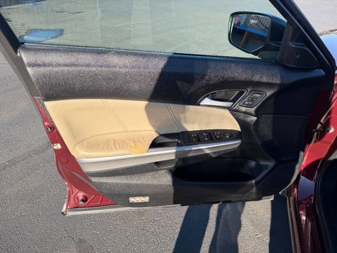 Used 2013 Honda Crosstour EX-L image 7