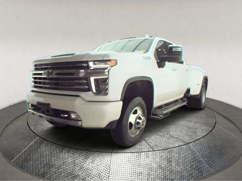 Used 2021 Chevrolet Silverado 3500 High Country AWD/4WD image 3