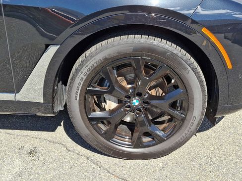 Used 2026 BMW X7 xDrive40i w/ Executive Package image 9