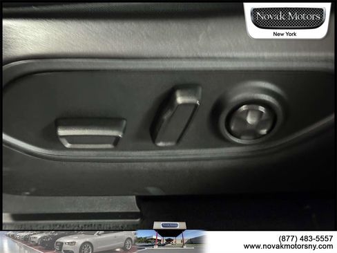 Used 2022 Jeep Grand Cherokee Limited image 16