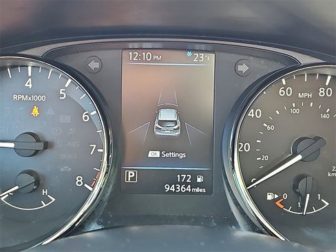 Used 2020 Nissan Rogue Sport SV image 19