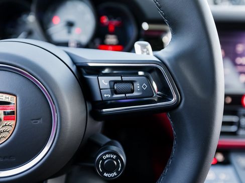 New 2026 Porsche Macan S image 16