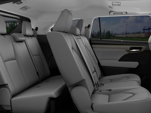 New 2026 Toyota Highlander Limited AWD/4WD image 21