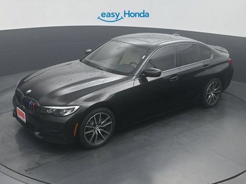 Used 2019 BMW 330i Sedan w/ Driving Assistance Package RWD image 21