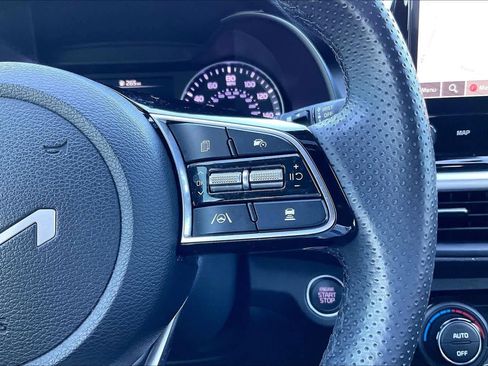 Certified 2024 Kia Forte GT-Line image 25