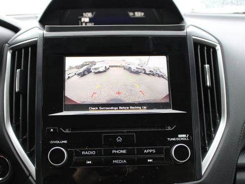 Used 2019 Subaru Forester Premium image 20