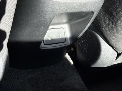 Certified 2025 Hyundai Elantra Sport image 14