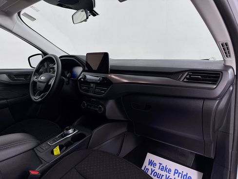 Used 2025 Ford Escape Active AWD/4WD image 28