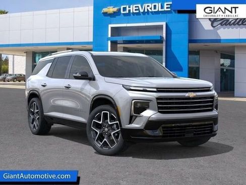 New 2026 Chevrolet Traverse High Country FWD image 2