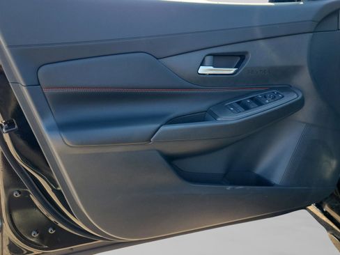 New 2026 Nissan Sentra SR image 17