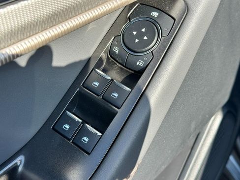 New 2026 Ford Explorer Active AWD/4WD image 10