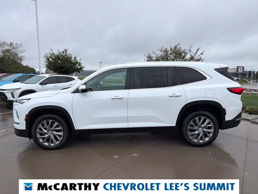 Used 2026 Buick Enclave Preferred FWD image 5