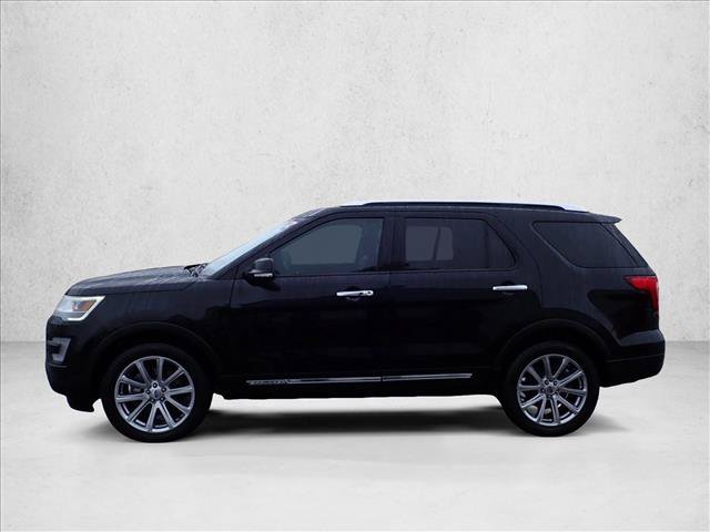 Used 2017 Ford Explorer Limited AWD/4WD image 2