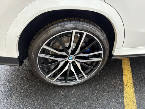 New 2026 BMW X6 M60i image 8