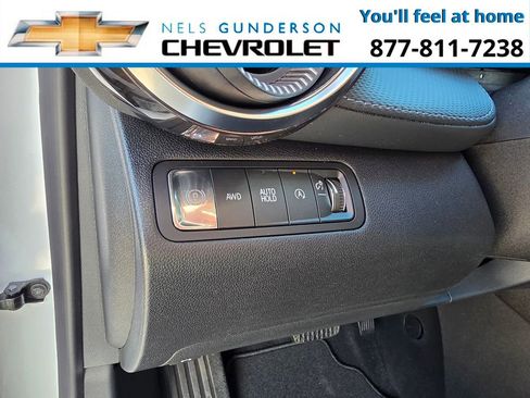 New 2026 Chevrolet Equinox LT w/ Convenience Package II AWD/4WD image 19