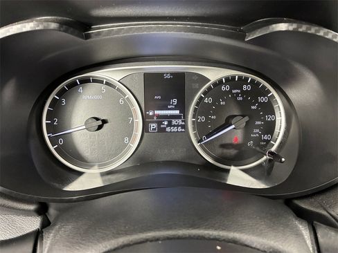 Used 2024 Nissan Versa S w/ S Plus Package image 36