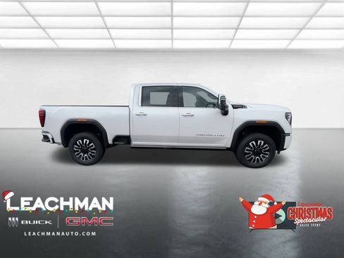Used 2025 GMC Sierra 2500 Denali Ultimate image 7
