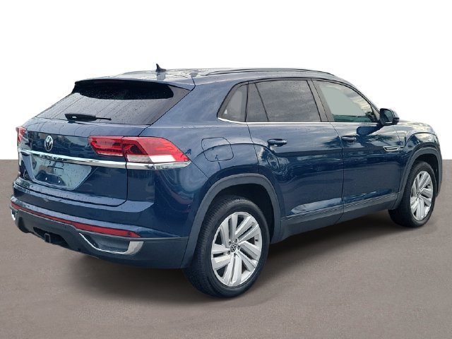 Used 2020 Volkswagen Atlas Cross Sport SE w/ Towing Package FWD image 4