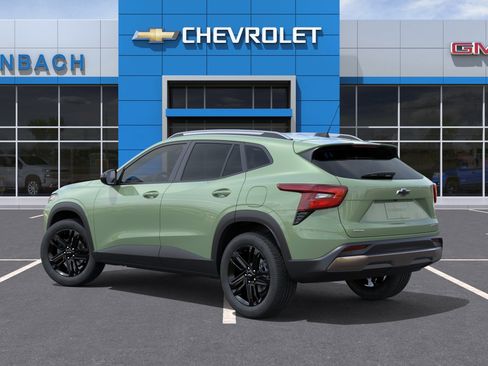 New 2026 Chevrolet Trax ACTIV FWD image 3